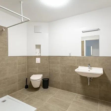 Apartment T&k - - 3 Comfortable - 18 Min To Fair Messe Cologne Bergisch Gladbach